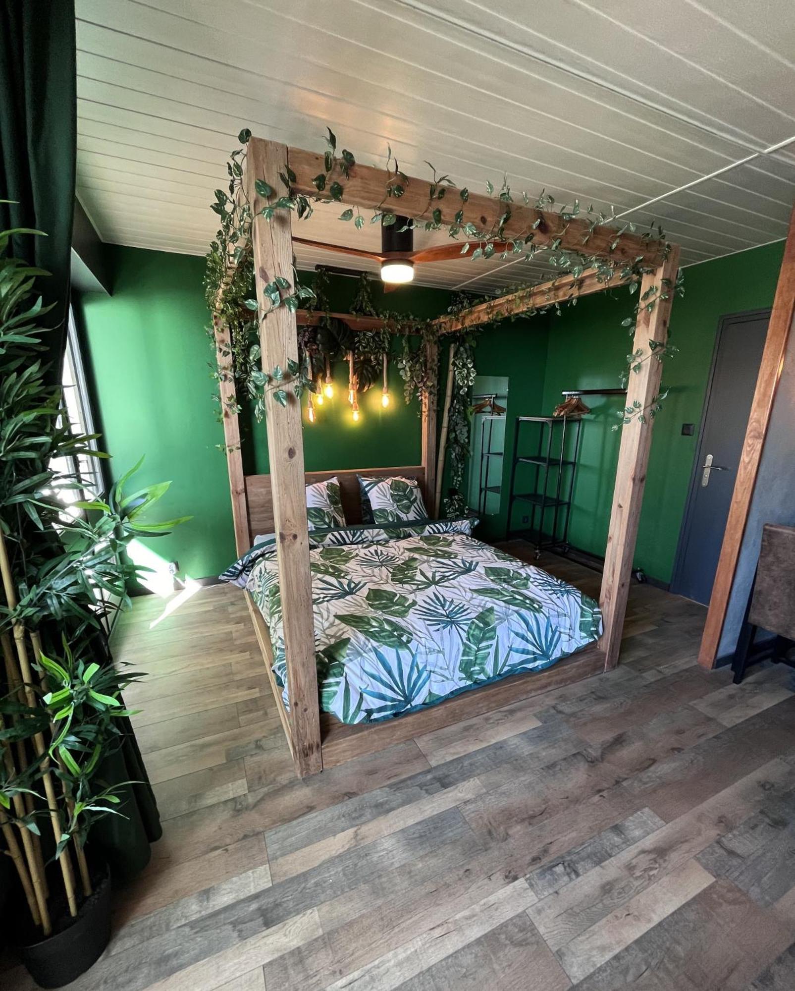 Oasis Tropical & Sauna サンティレール・ド・リエ エクステリア 写真