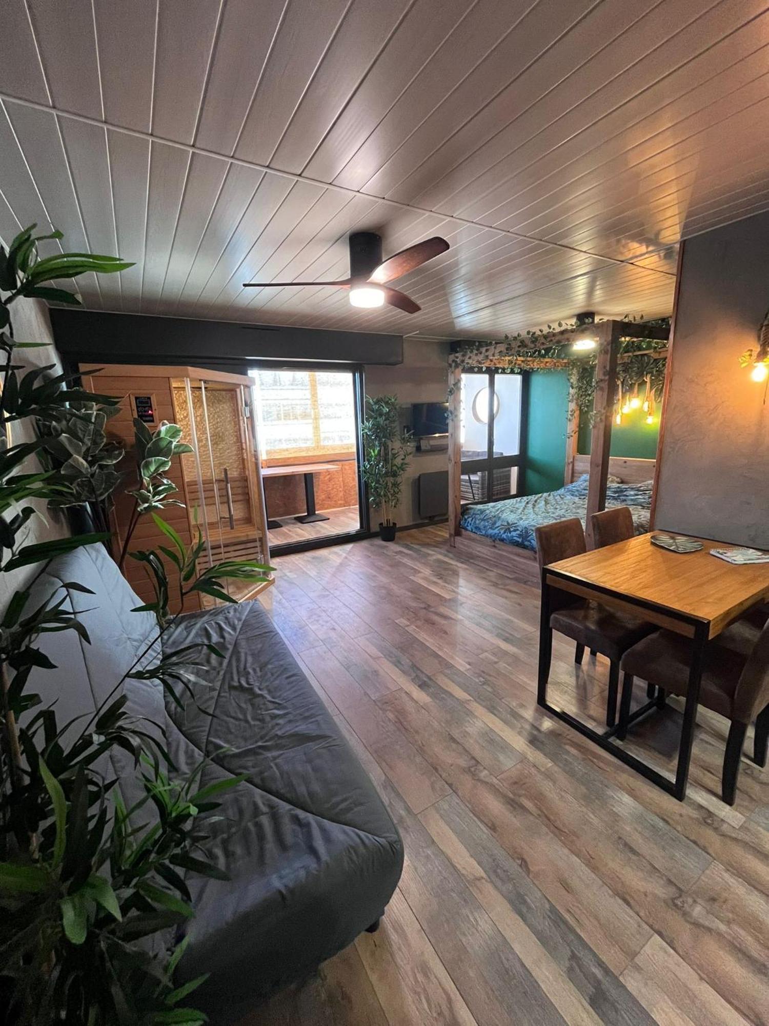 Oasis Tropical & Sauna サンティレール・ド・リエ エクステリア 写真